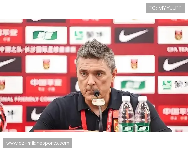 “中国国家队主教练亮相：新战略开启”，中国国家队主教练历届